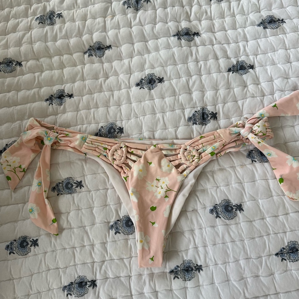 Vintage Frankie’s bikinis